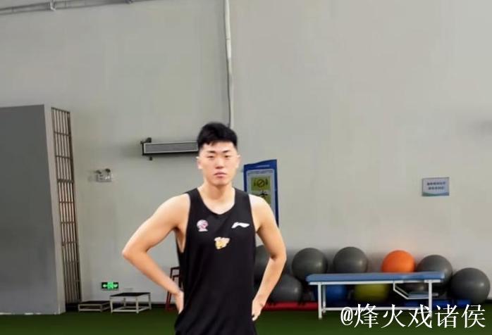 粤军新星崛起:黄明依受重用,杜锋或调整张皓嘉角色? 粤军新星崛起:黄明依受重用,杜锋或调整张皓嘉角色?