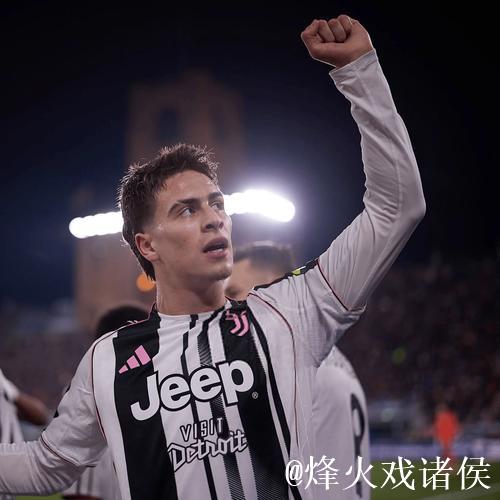 在最近两个赛季的五大联赛中，伊尔迪兹成为参与20+进球的第二年轻球员。