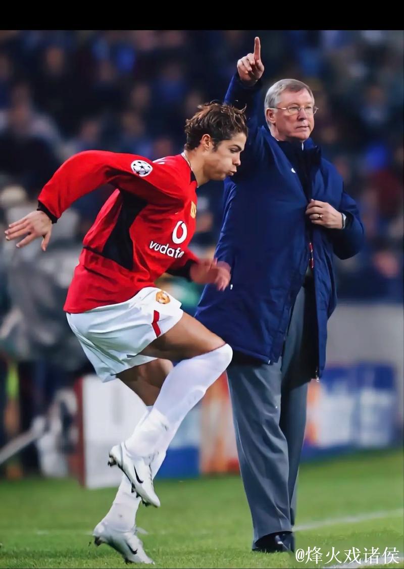 记者：抽签前与德尚交流，教练们都避免分在小组